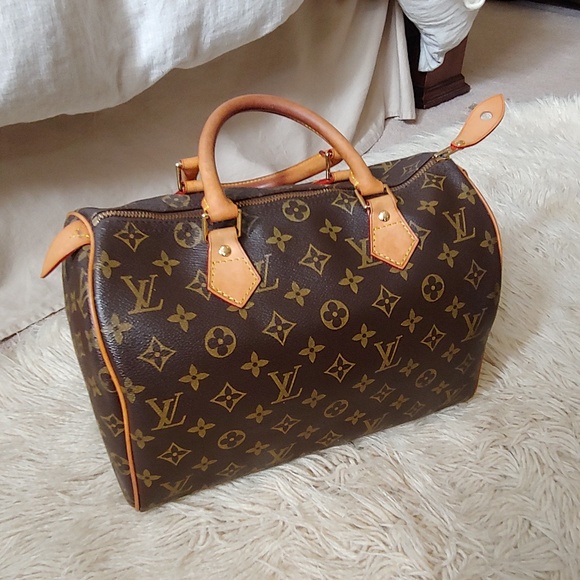 Louis Vuitton Handbags - Authentic Louis Vuitton Speedy 30